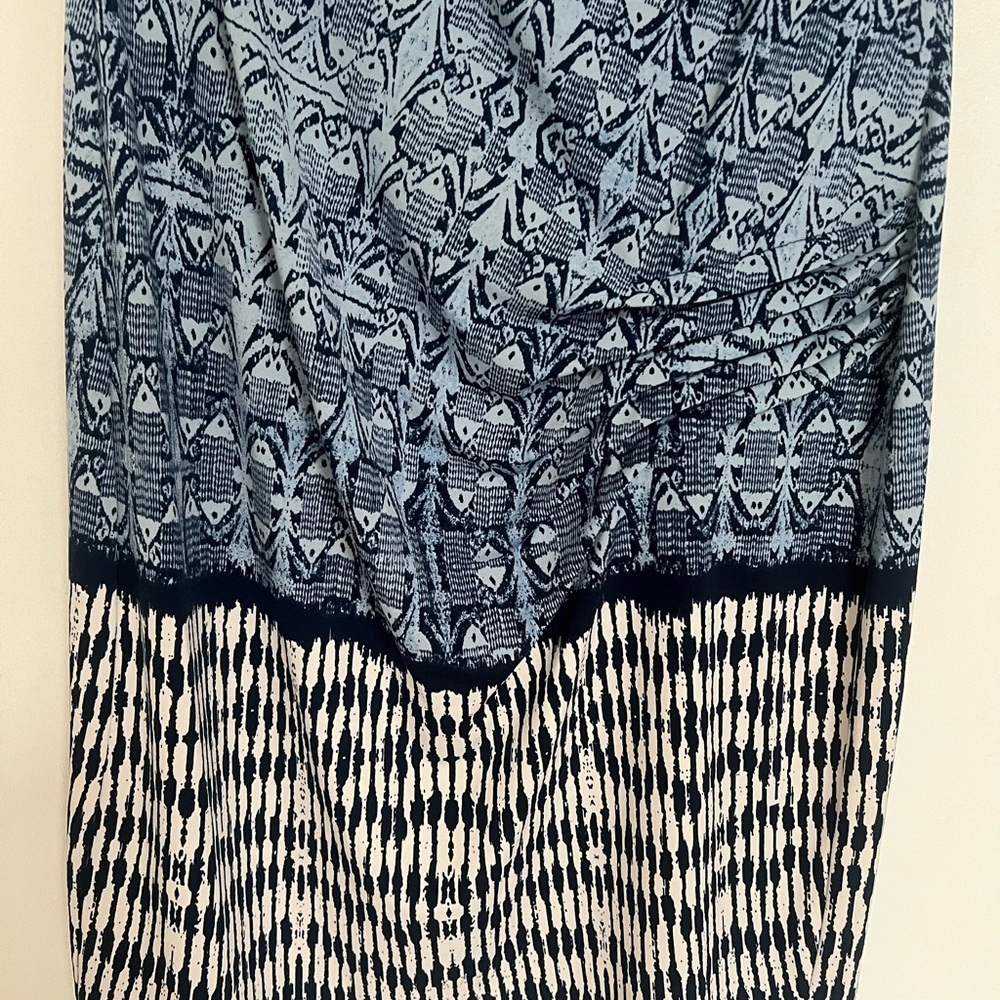 Max Studio Blue And Off-White Patterned Dress M - image 4